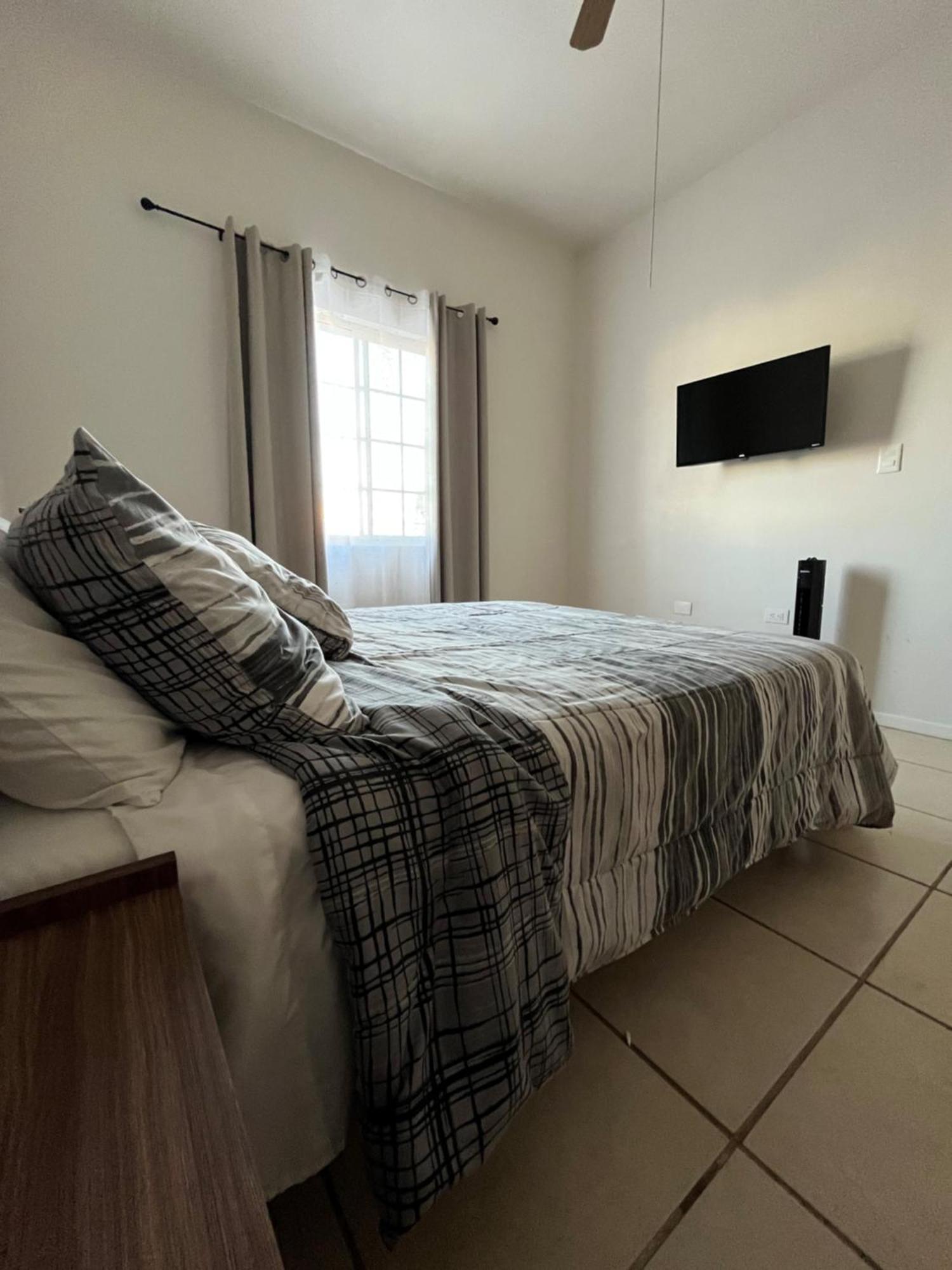 Departamento Frontera #2 En El Campestre Apartment Ciudad Juarez Ngoại thất bức ảnh